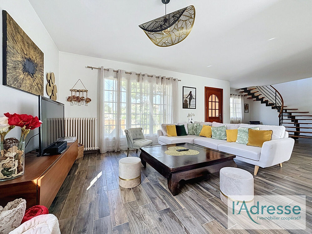 Vente Maison Maison 7 pièces Bruguières - BRUGUIÈRES ? Maison familiale de caractère avec piscine et double garage Bruguieres