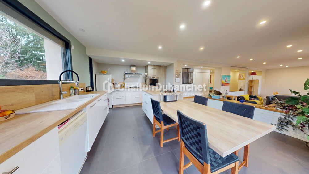 Maison Villerest 6 pièce(s) 175m2