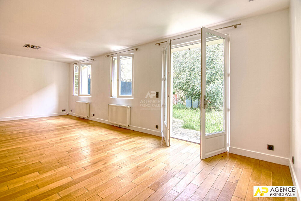 Vente Maison Versailles Notre-Dame Maison ancienne de 5 pièces 113 m²  carrez avec jardin de 104 M² Versailles