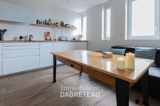  Appartement � louer 7 pi�ces 111 m�
