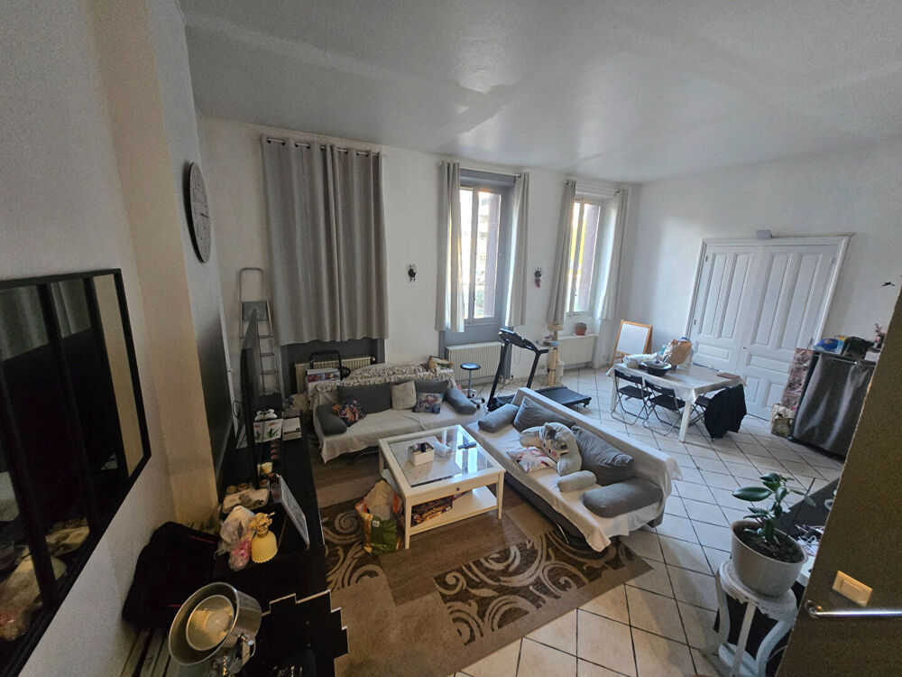 Vente Appartement Rive-de-Gier (42800) - Appartement T5 de 126 m² - Quai Fleurdelix - Immeuble bourgeois 1949 Rive de gier