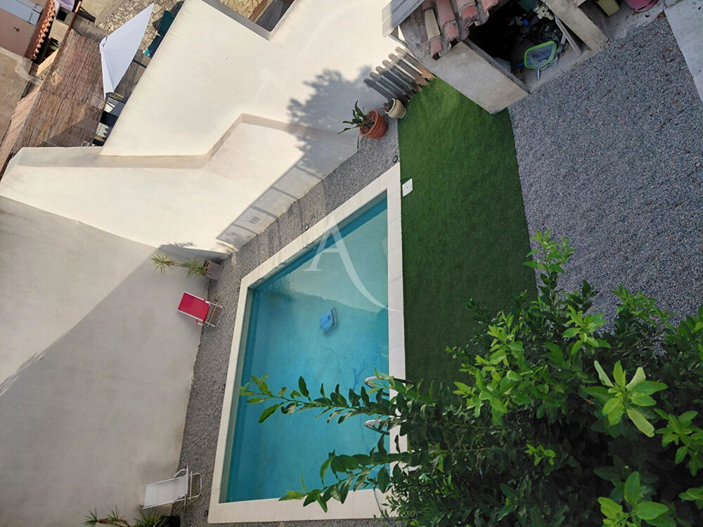 Vente Maison OUVEILLAN - Maison 5 chambres, terrasse, cour, piscine & GRAND GARAGE Ouveillan