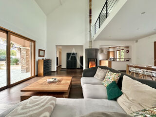  Maison  vendre 5 pices 144 m