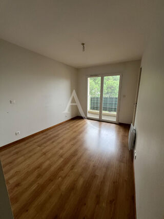  Appartement � louer 4 pi�ces 98 m�