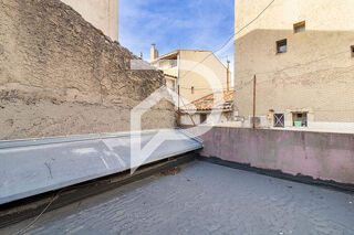  Immeuble � vendre 4 pi�ces 130 m�