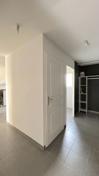  Appartement à louer 2 pièces 46 m²