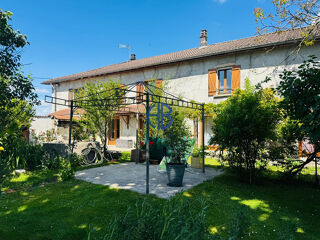  Maison  vendre 8 pices 208 m