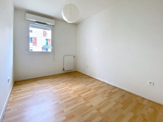  Appartement à louer 3 pièces 61 m²