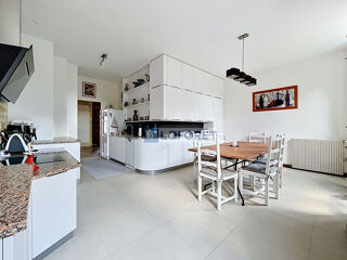  Maison à vendre 10 pièces 580 m²