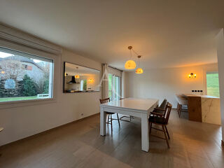  Maison � louer 6 pi�ces 147 m�