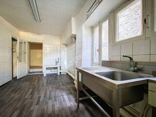  Appartement  vendre 7 pices 152 m