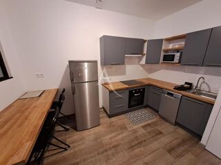  Appartement à louer 2 pièces 40 m²