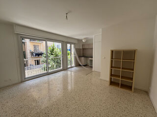  Appartement à louer 1 pièce 25 m²