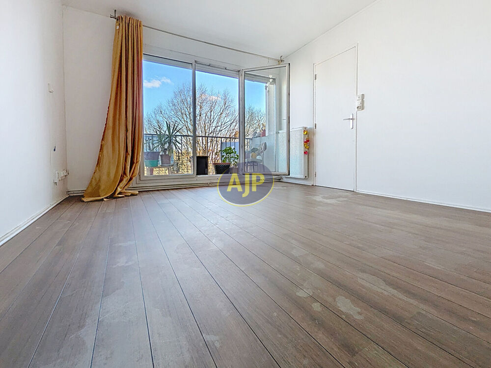 Vente Appartement Appartement  Nantes Saint Jacques T3 67 m2 Nantes