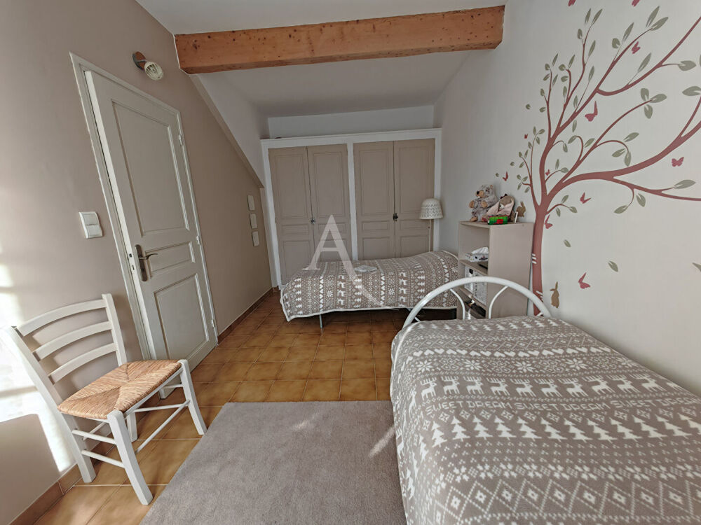 � vendre  Maison Carqueiranne (83320)