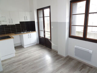  Appartement à louer 3 pièces 56 m²