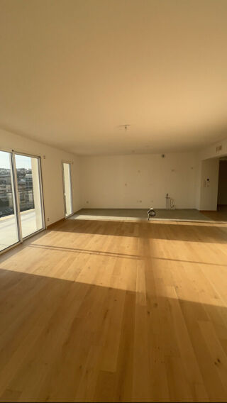  Appartement à vendre 4 pièces 122 m²