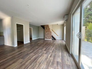  Maison à louer 5 pièces 110 m²
