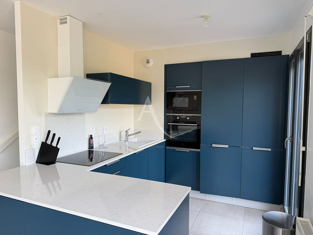 Maison meublé Bussy Saint Georges 4 pièce(s) 86.03 m2 + jardin + double stationnement