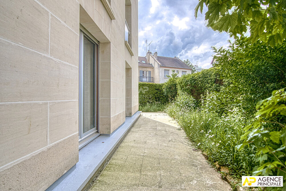 Vente Appartement Versailles Rive-Droite Appartement 5 Pièces 113 m² avec terrasse arborée et 1 box Versailles