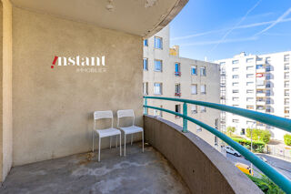 Appartement à louer 2 pièces 79 m²