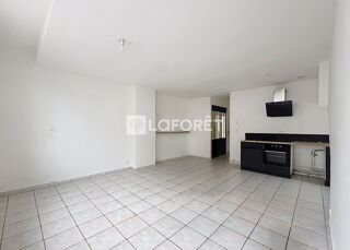  Appartement à louer 3 pièces 62 m²