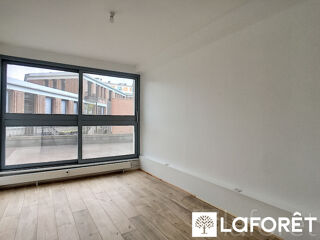  Appartement à louer 2 pièces 38 m²