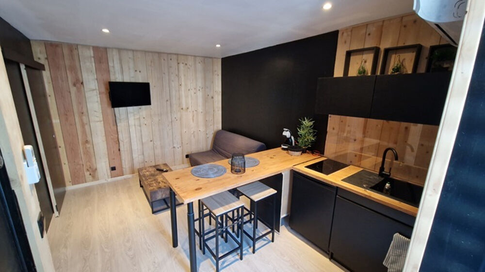 MAISON 2 APPARTEMENTS+ GARAGE