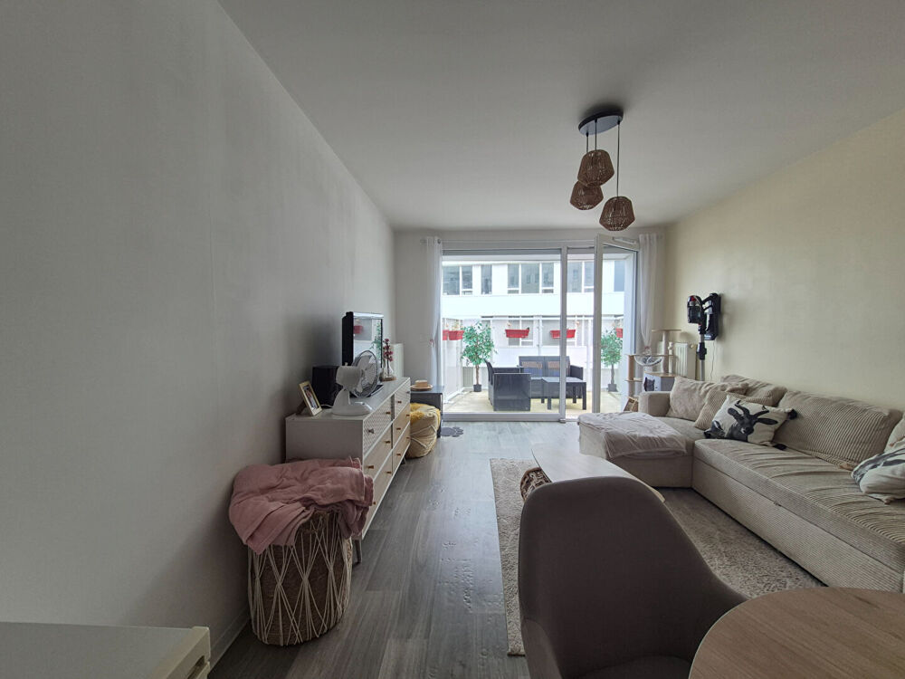 Appartement Lens 2 pièce(s) 44 m2 avec place de parking +local vélo+balcon.