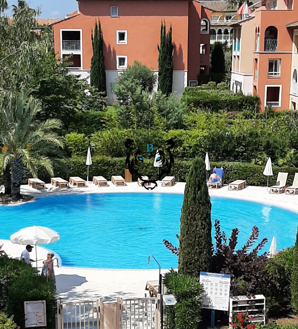 Vente Appartement APPARTEMENT EN REZ DE JARDIN - Face au Port. Les issambres