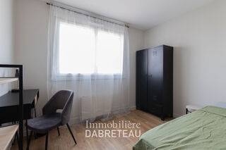  Appartement � louer 7 pi�ces 107 m�
