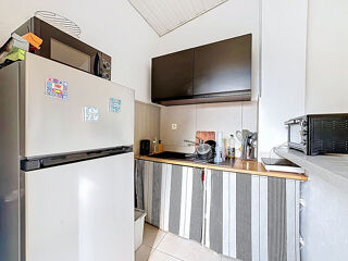  Appartement à louer 1 pièce 27 m²