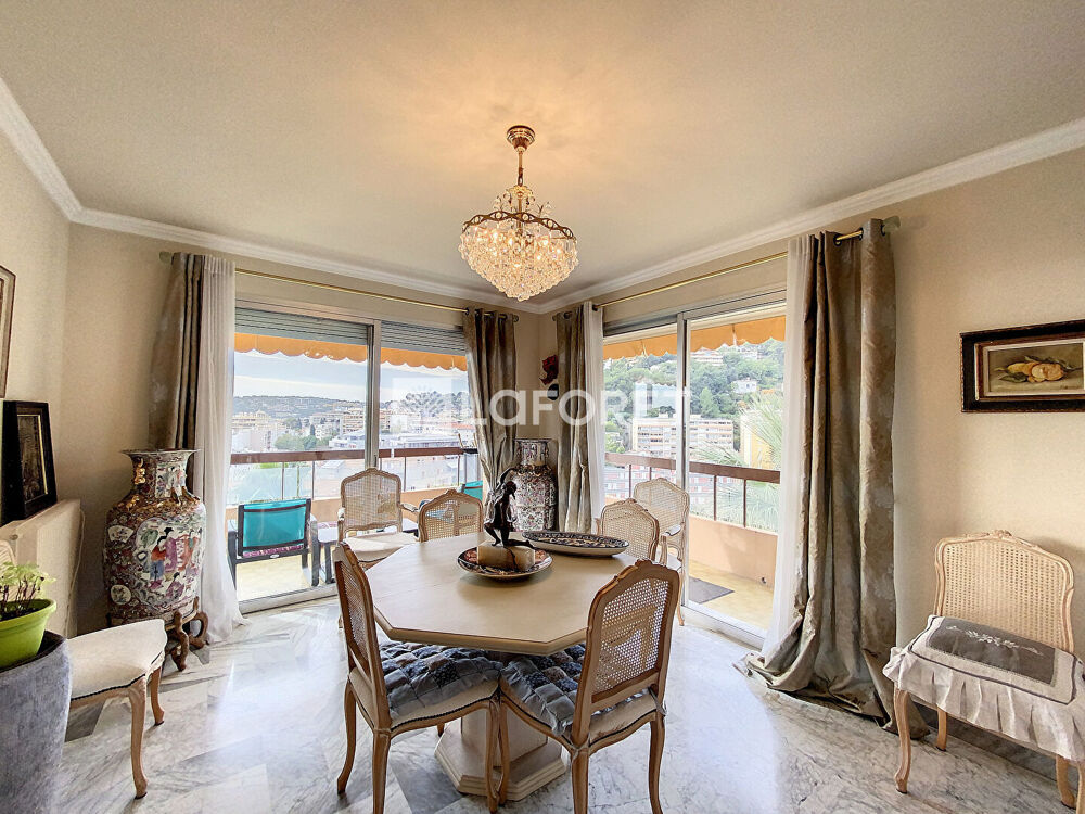 Penthouse 123 m² - 4 pièces - garage- vue mer