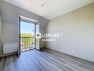  Appartement à louer 3 pièces 61 m²