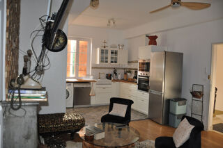  Appartement à louer 4 pièces 75 m²