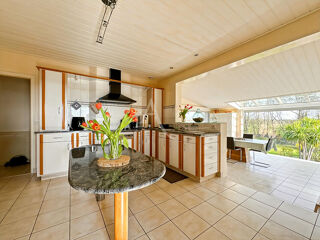  Maison  vendre 6 pices 165 m