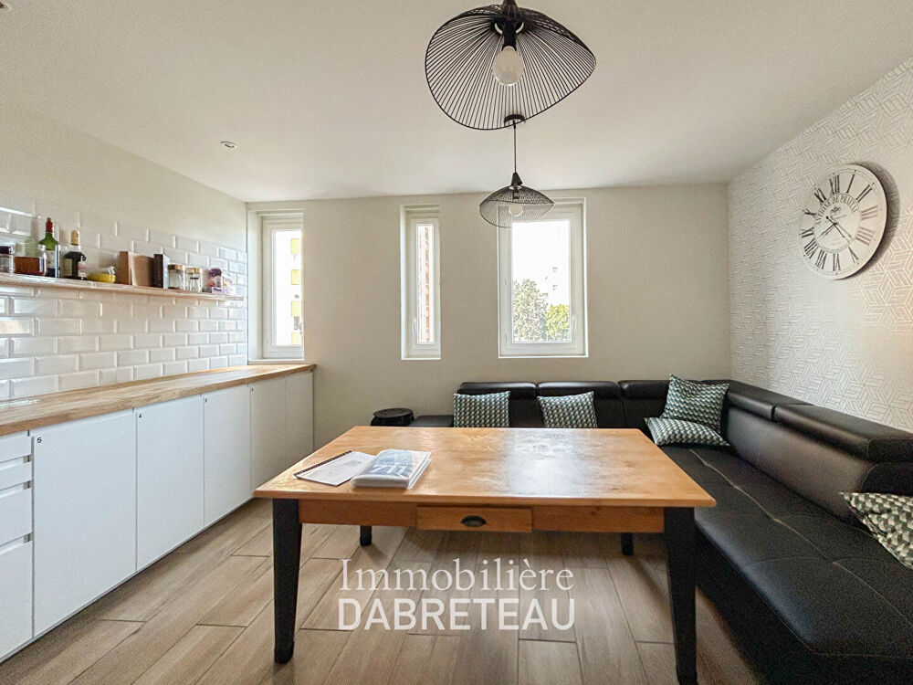 Location Appartement CHAMBRE EN COLOCATION A LOUER - VILLEURBANNE Villeurbanne
