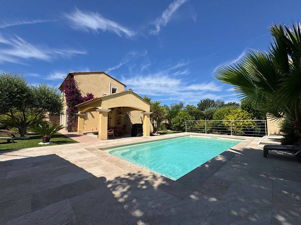 Maison Saint-cyr-sur-mer 153 m2