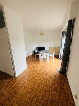 Appartement à louer 2 pièces 44 m²