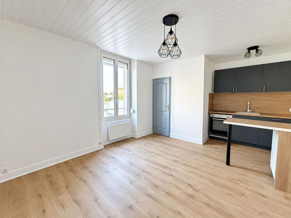 Location Appartement APPARTEMENT CHALONS EN CHAMPAGNE - 2 pièces - 41.76 m² Chalons en champagne