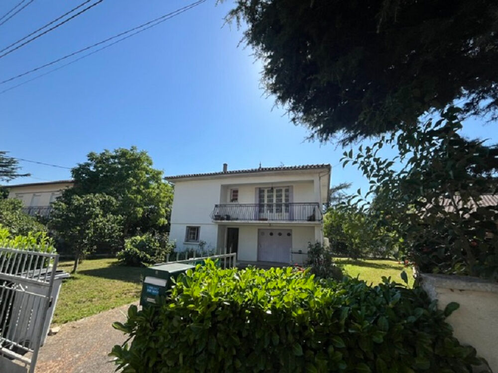 Maison 5 pièces 92 m² · à Aiguillon · 92 m² · 90 000 €