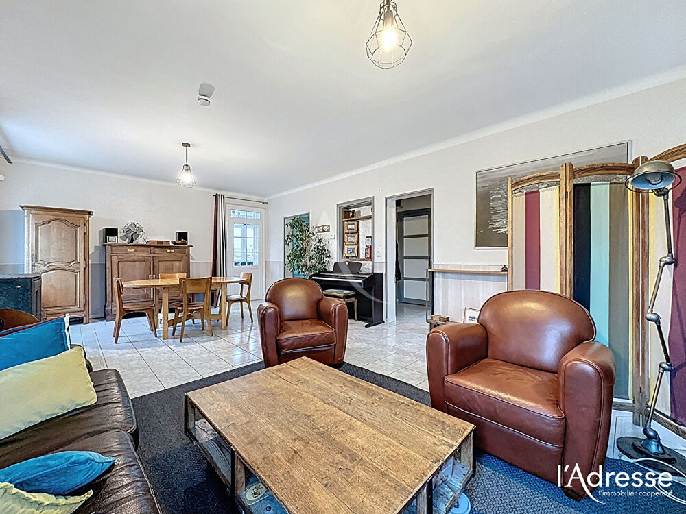Maison 8 pièces 140 m² · à Commer · 140 m² · 169 900 €
