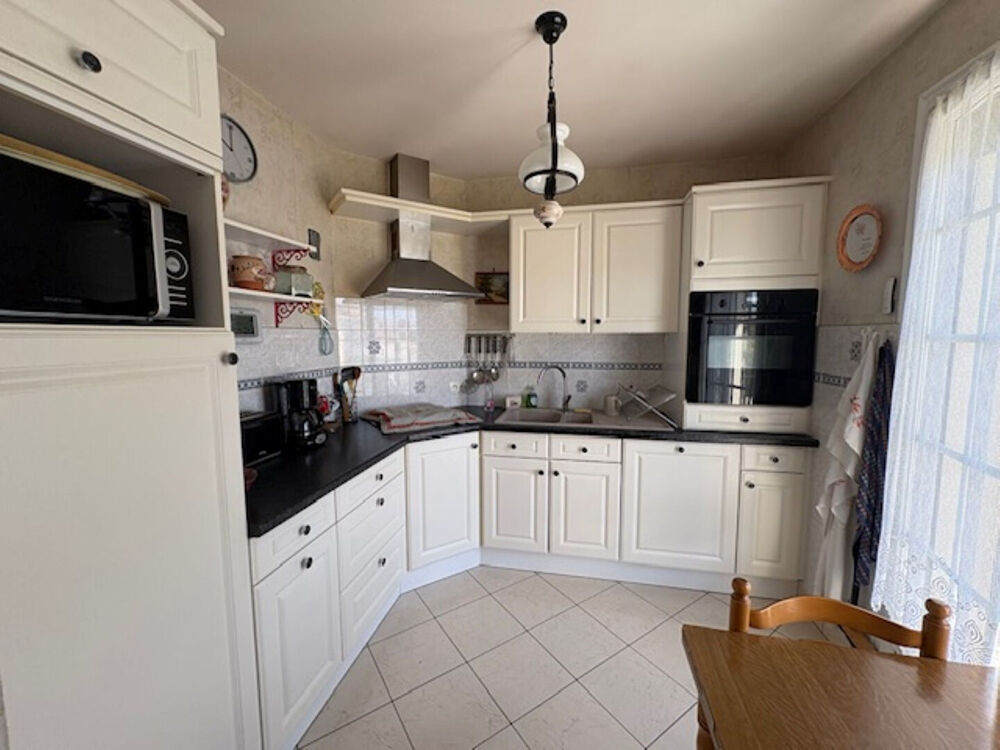 SAINT-AVERTIN : Maison 3 chambres et un bureau, quartier CANGE