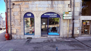   Local commercial Besançon 54 m2 Besancon