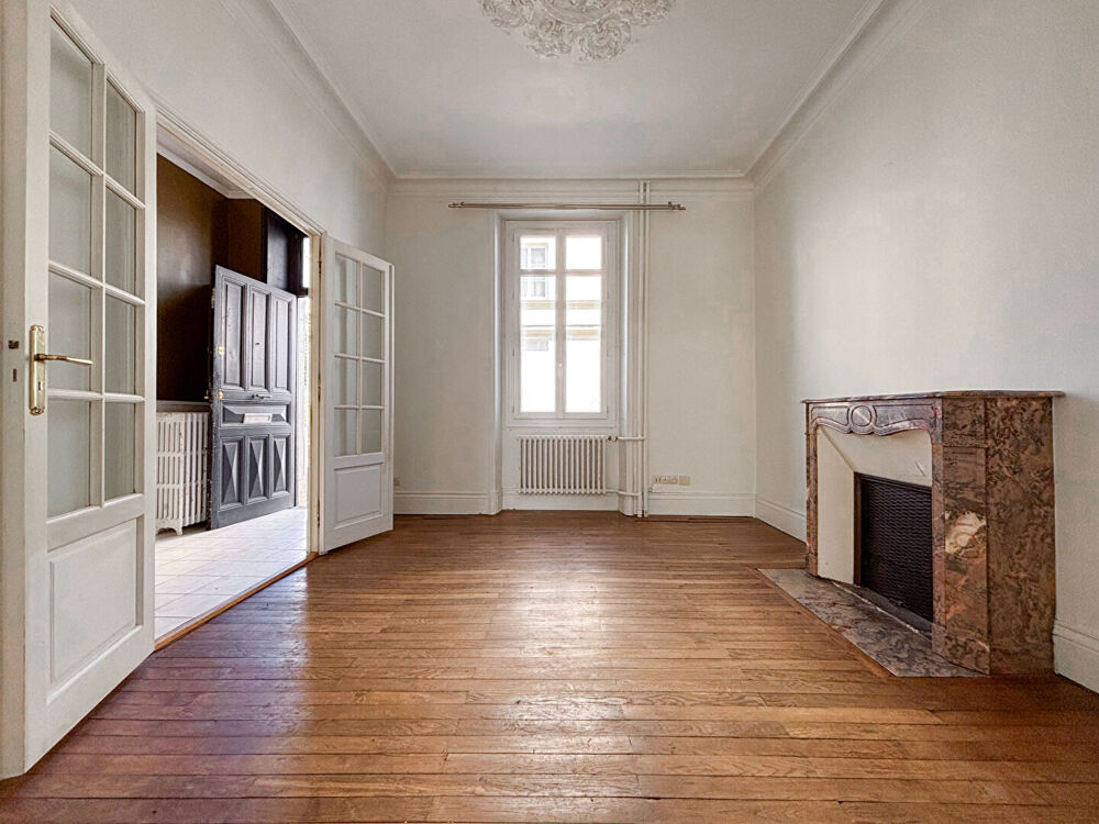 ANGERS Lafayette / Gare : Maison angevine de 140 m², 4 chambres avec jardin, grenier aménageable et cave !