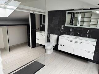  Maison  vendre 5 pices 147 m