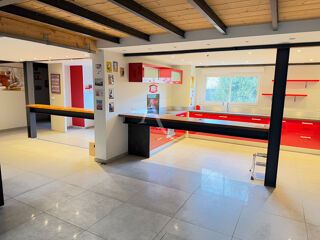  Maison  vendre 7 pices 230 m