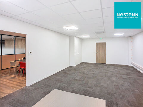   Bureaux 60 m² Cinépole + cuisine 