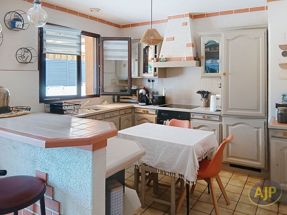 Maison 5 pièces 121 m² · à La Baule Escoublac · 121 m² · 327 205 €