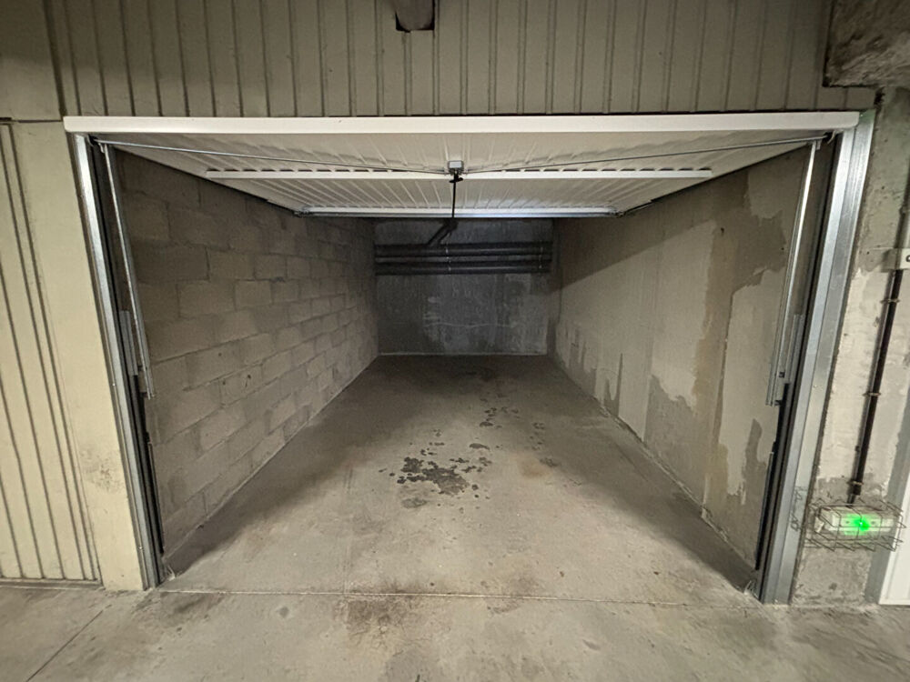 Vente Parking/Garage Garage fermé en sous-sol - Lyon 8 Grange Blanche Lyon 8